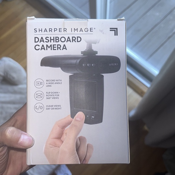 Never used dashboard camera - Picture 3 of 5